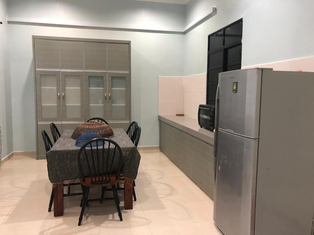 Nikmat Homestay Riyadh Kampong Tuan Mandak ภายนอก รูปภาพ